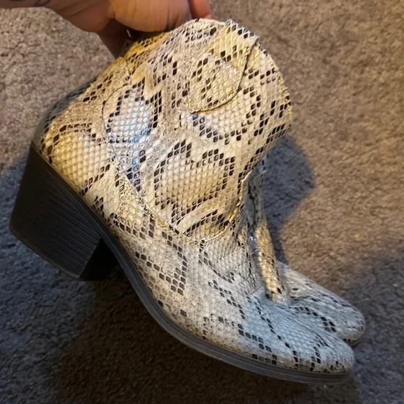 Snakeskin Ankle Boots - Picture 2 of 4